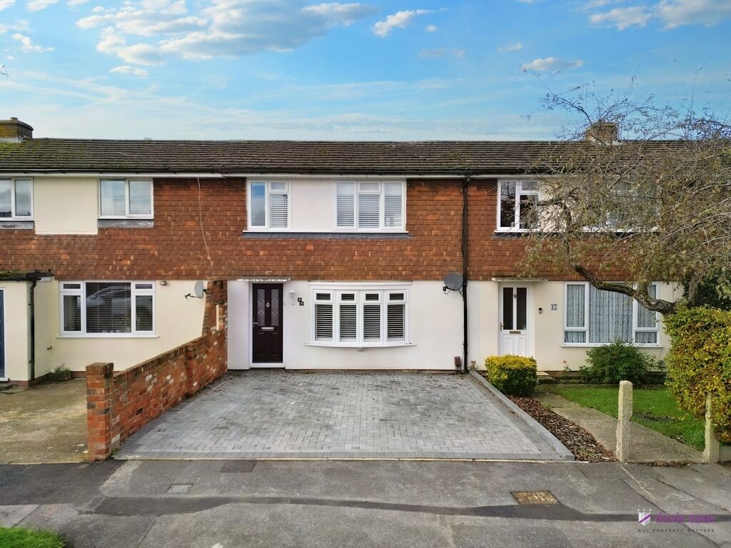 3 bedroom mid terraced house for sale Bruce Road, Woodley, RG5, main image