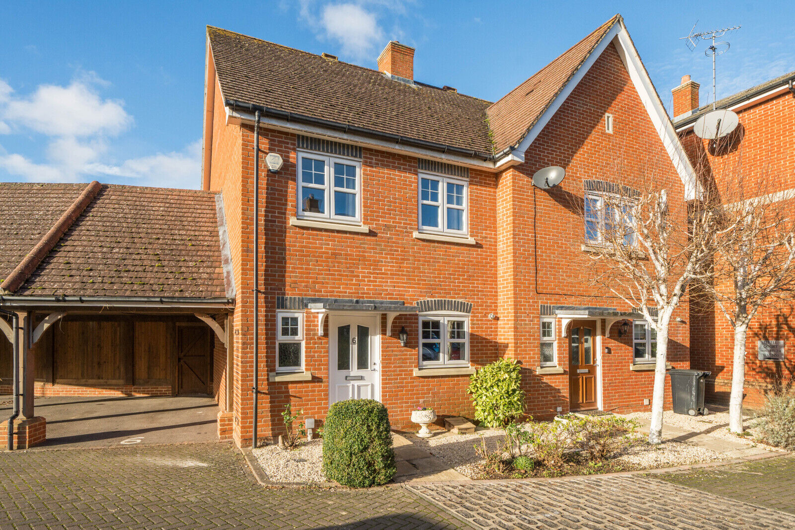 3 bedroom semi detached house to rent, Available unfurnished from 04/04/2025 Little Court, Grove, Wantage, OX12, main image