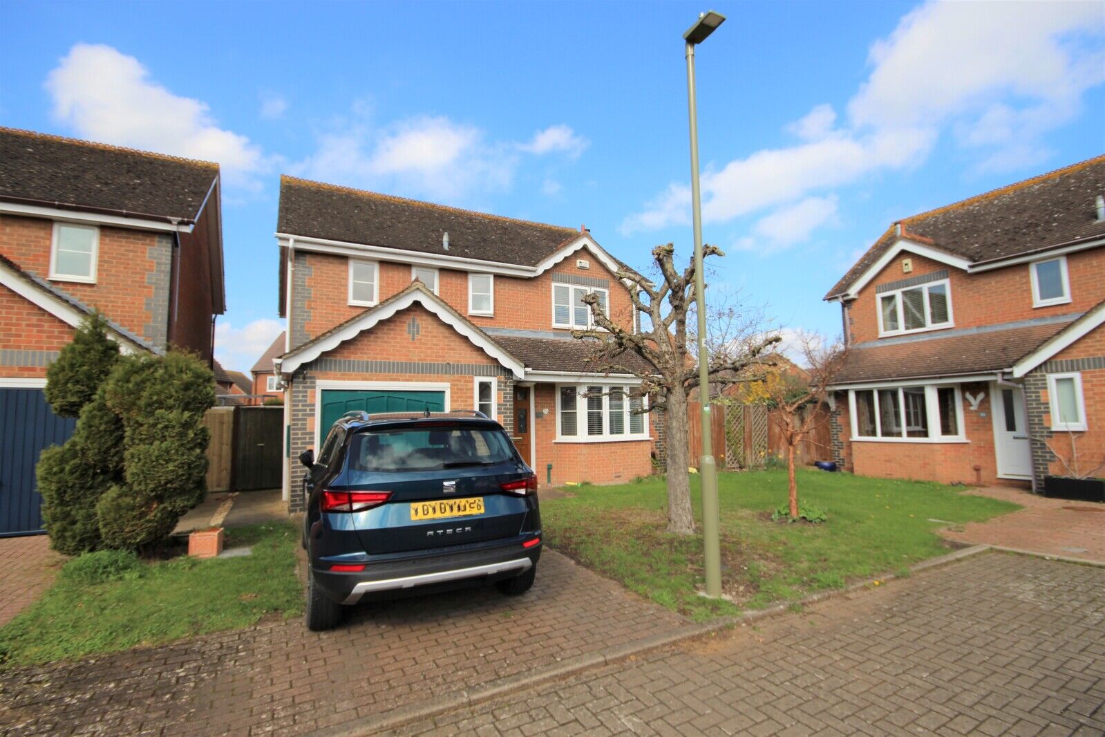 4 bedroom detached house to rent, Available from 20/11/2025 Field Gardens, Steventon, Abingdon, OX13, main image