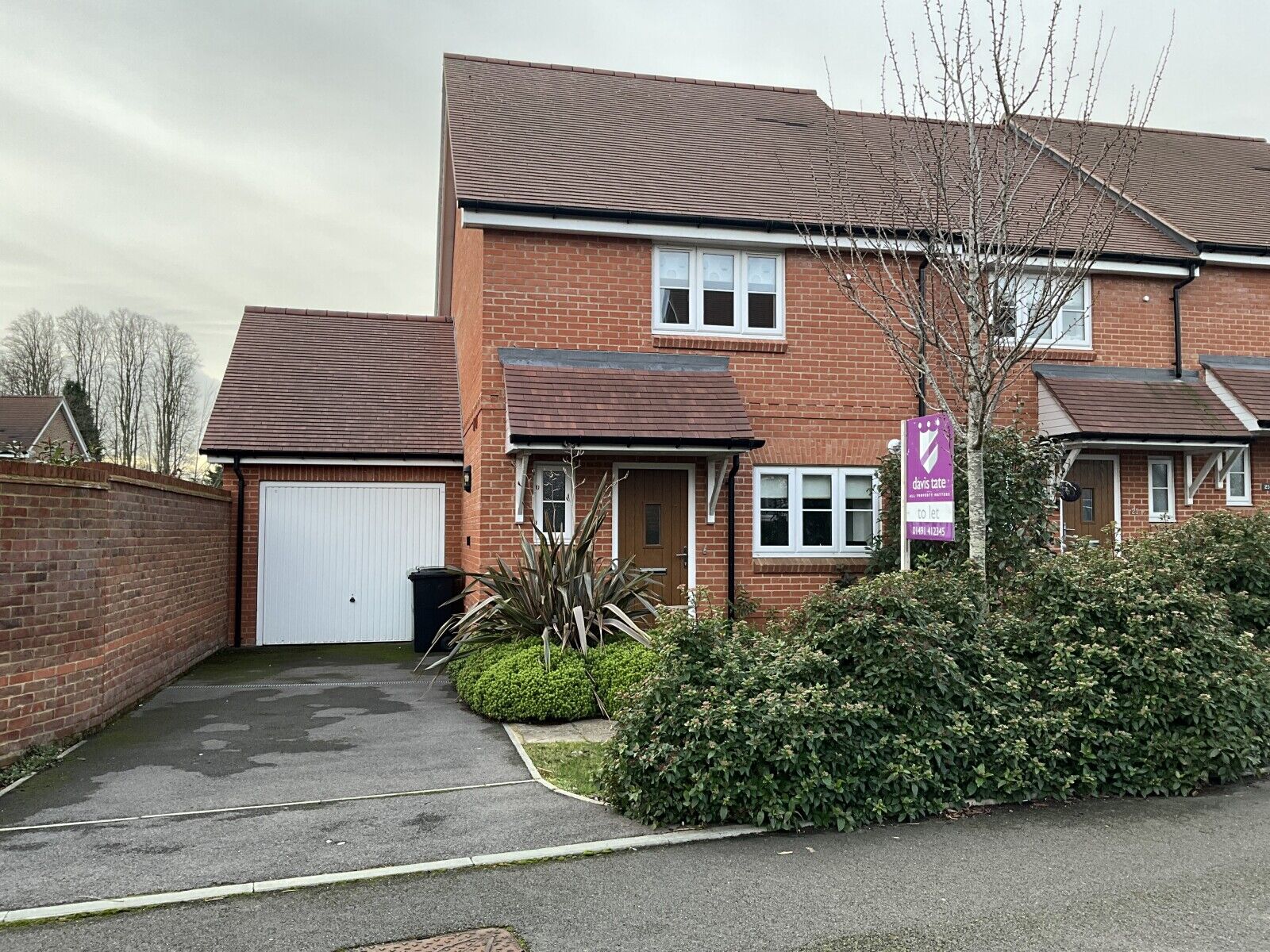 2 bedroom semi detached house to rent, Available unfurnished from 15/04/2025 Bay Tree Rise, Sonning Common, RG4, main image