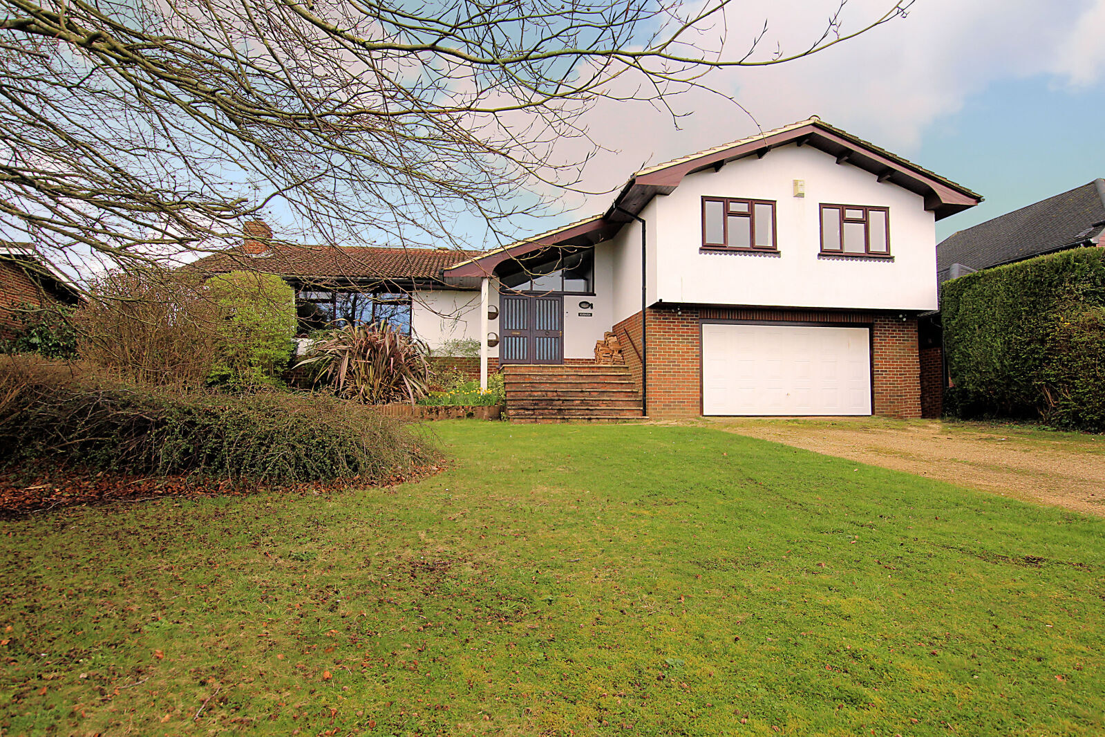 4 bedroom detached house to rent, Available unfurnished from 12/04/2025 Pangbourne Road, Reading, RG8, main image