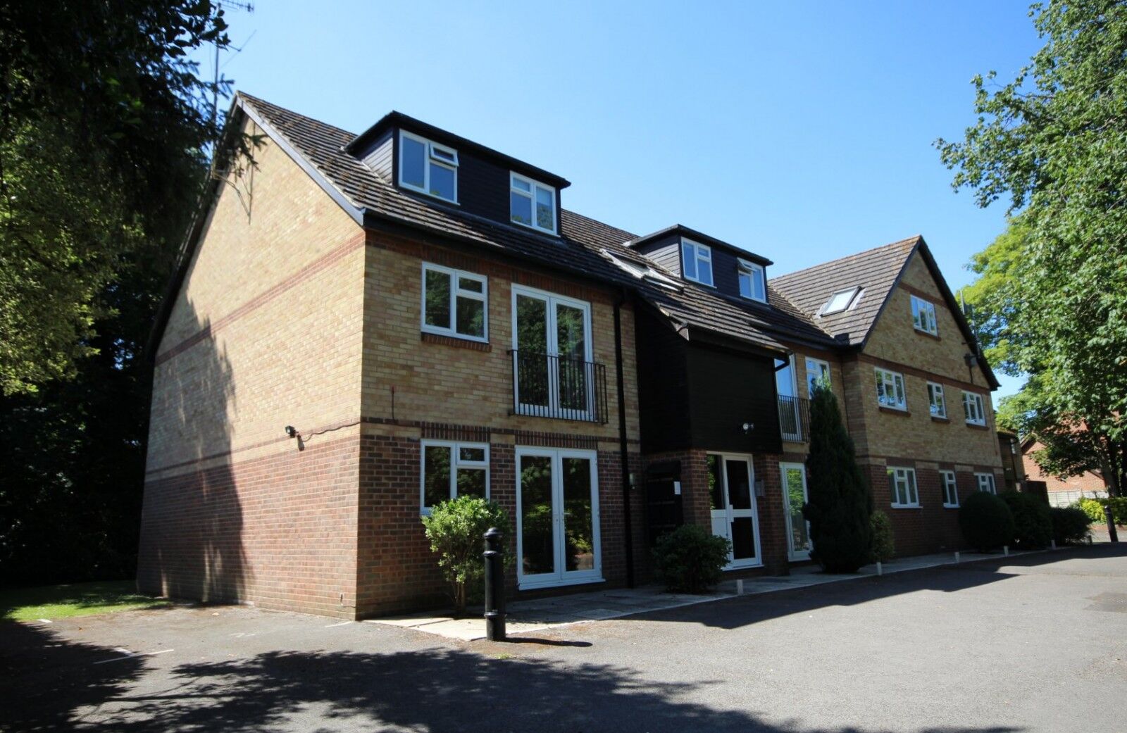 1 bedroom  flat to rent, Available from 22/11/2024 Lamorna, 219 Greys Road, Henley-On-Thames, RG9, main image