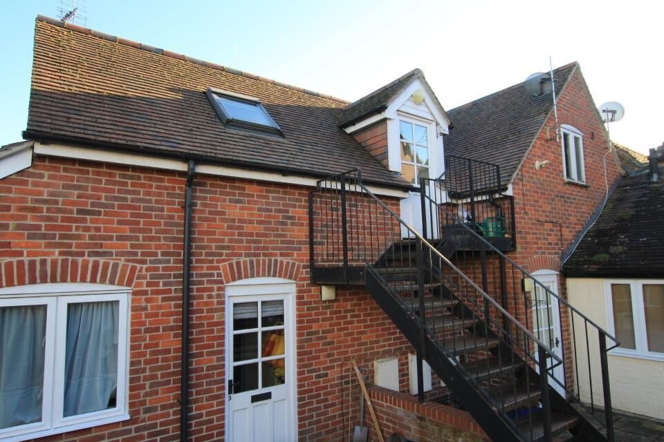 1 bedroom  flat to rent, Available unfurnished from 21/03/2025 Bakers Yard, 13a Reading Road, Pangbourne, RG8, main image