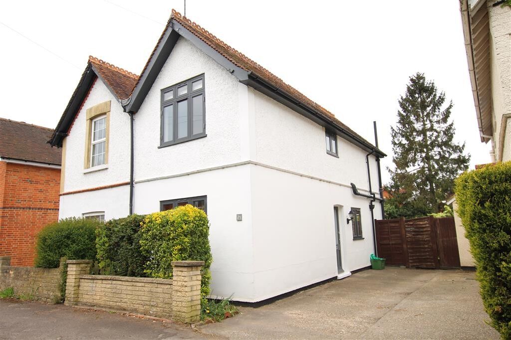 2 bedroom semi detached house to rent, Available unfurnished now Meadowside Road, Reading, RG8, main image