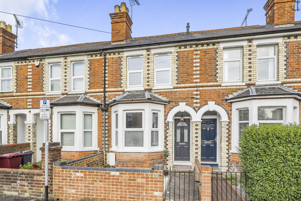 2 bedroom mid terraced house for sale St Johns Road, Reading, RG4, main image