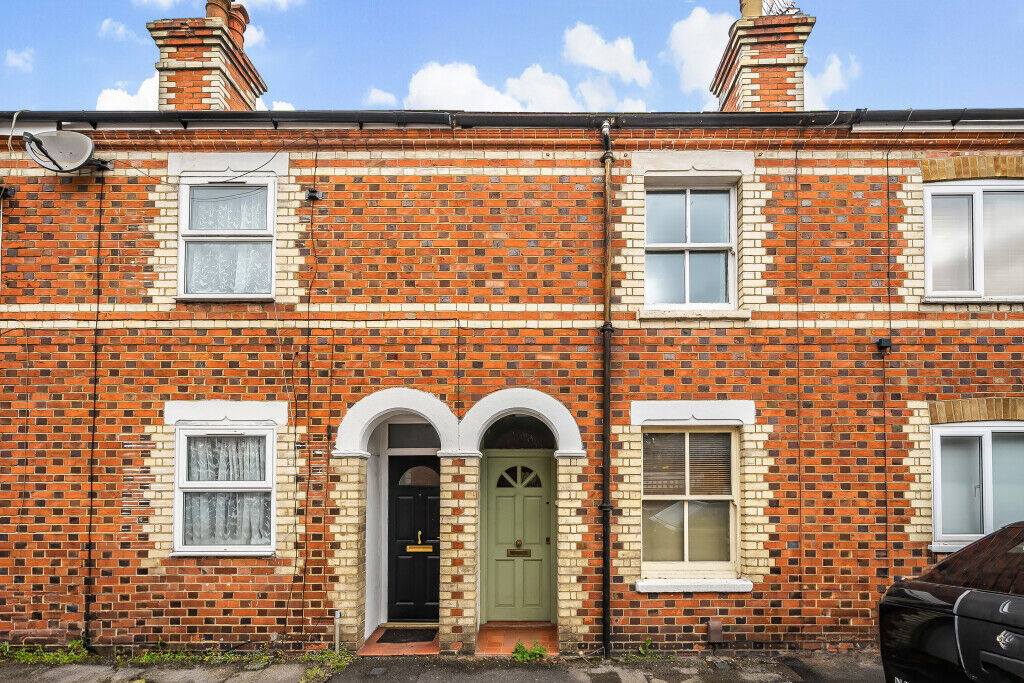 3 bedroom mid terraced house for sale Cholmeley Terrace, Reading, RG1, main image