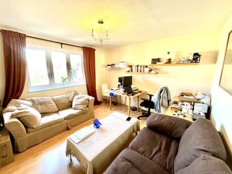 1 bedroom  flat to rent, Available furnished from 30/08/2024