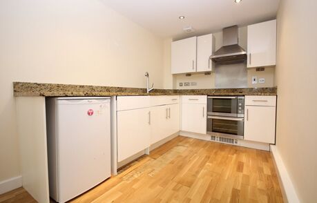 1 bedroom  flat to rent, Available unfurnished from 03/02/2025