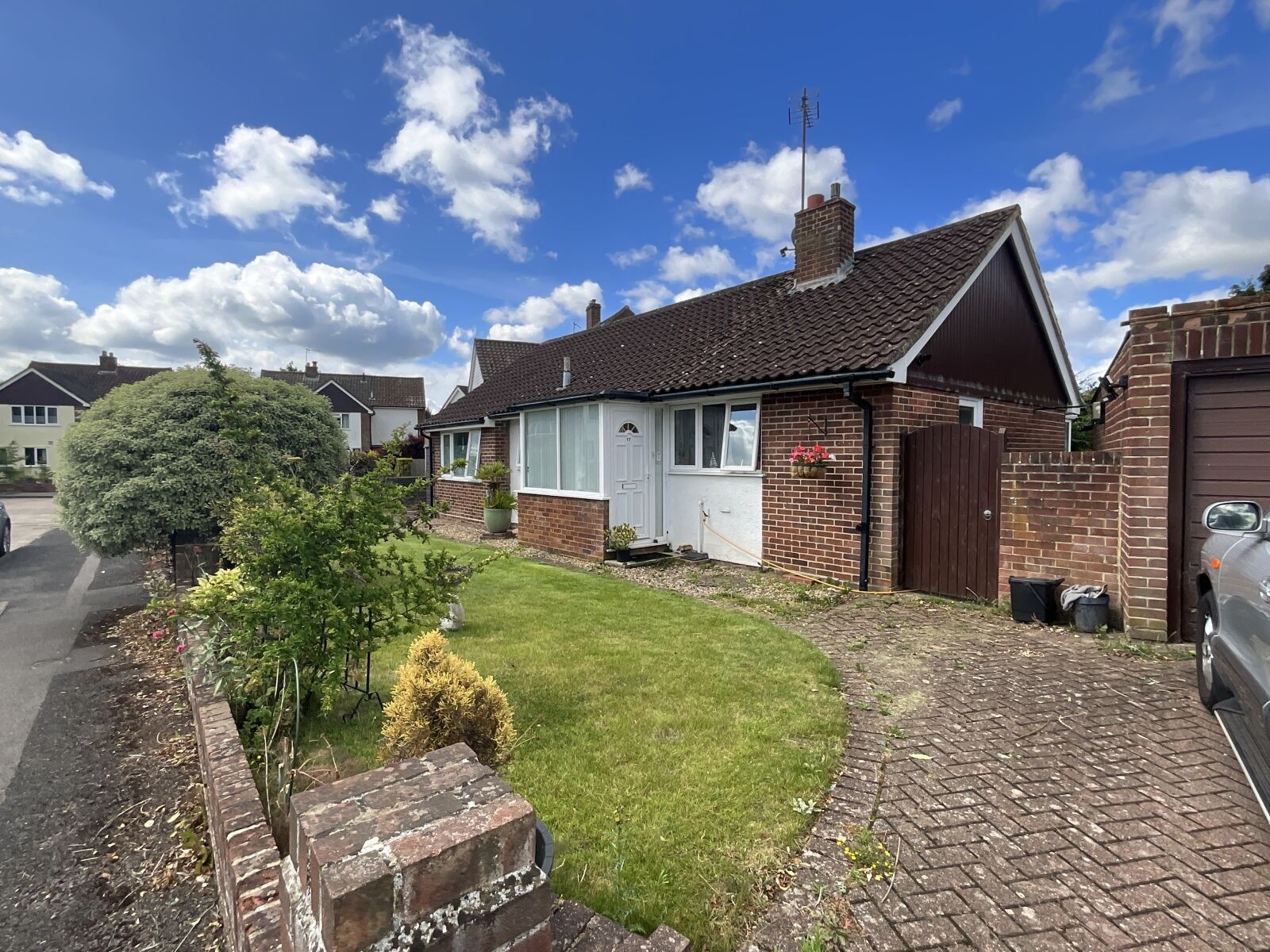 2 bedroom detached bungalow to rent, Available from 06/09/2024 Beverley Gardens, Reading, RG10, main image