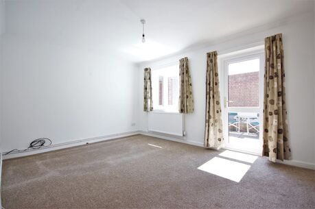 3 bedroom semi detached house to rent, Available unfurnished from 13/03/2025