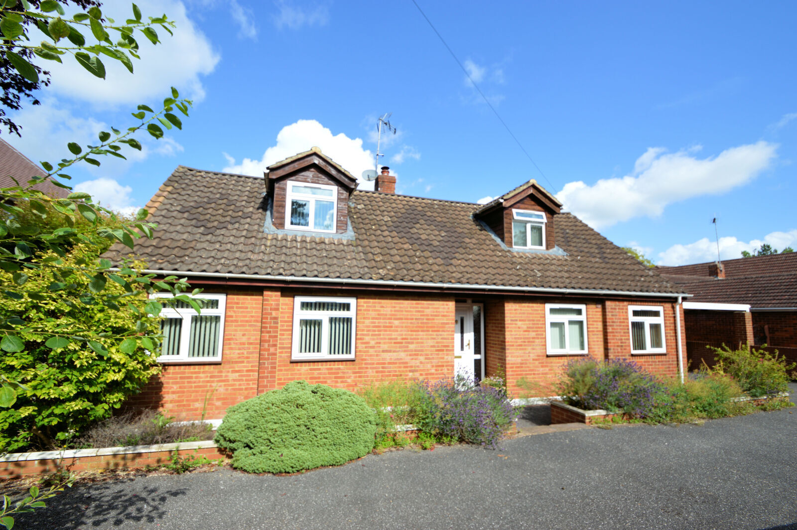 5 bedroom detached house for sale Icknield Road, Goring On Thames, RG8, main image