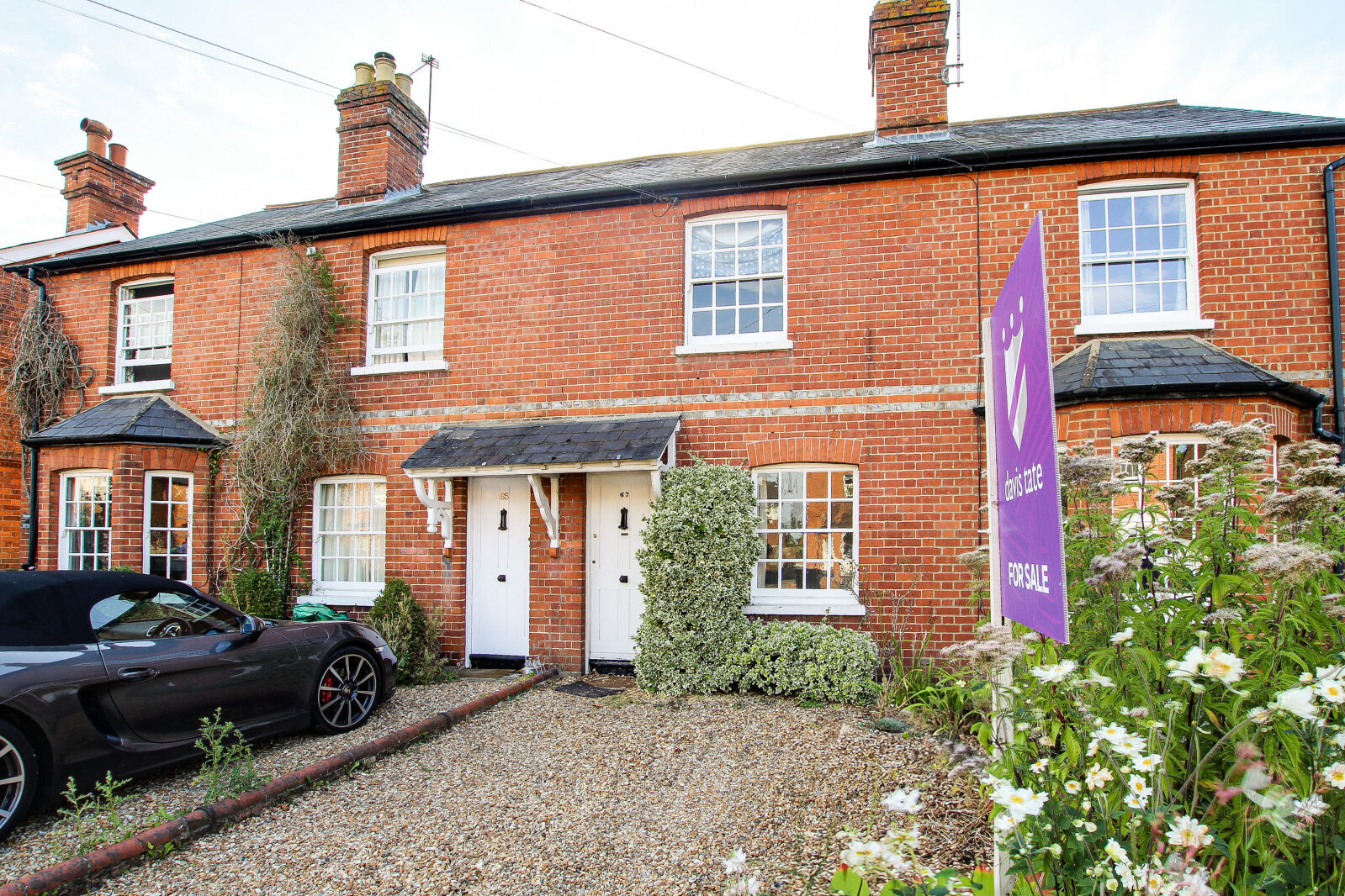 2 bedroom mid terraced house for sale Horseshoe Road, Pangbourne, Reading, RG8, main image