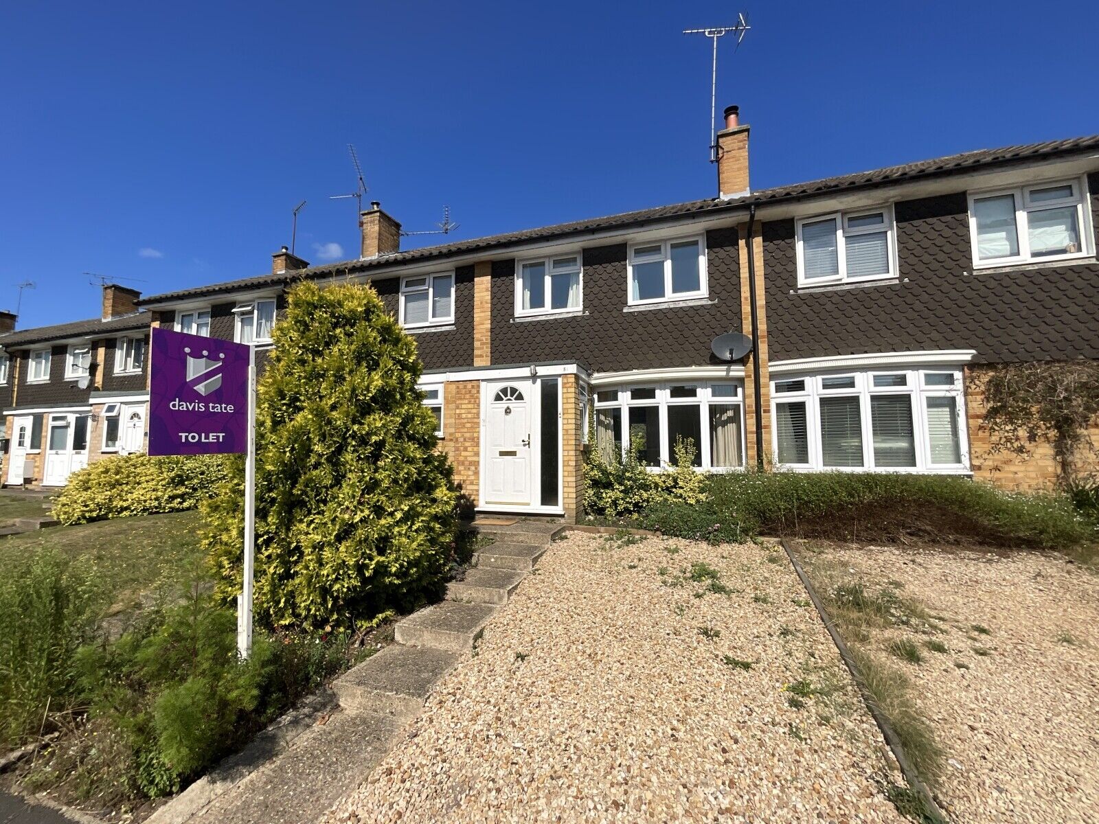 3 bedroom mid terraced house to rent, Available unfurnished from 20/09/2025 Churchill Crescent, Sonning Common, Reading, RG4, main image