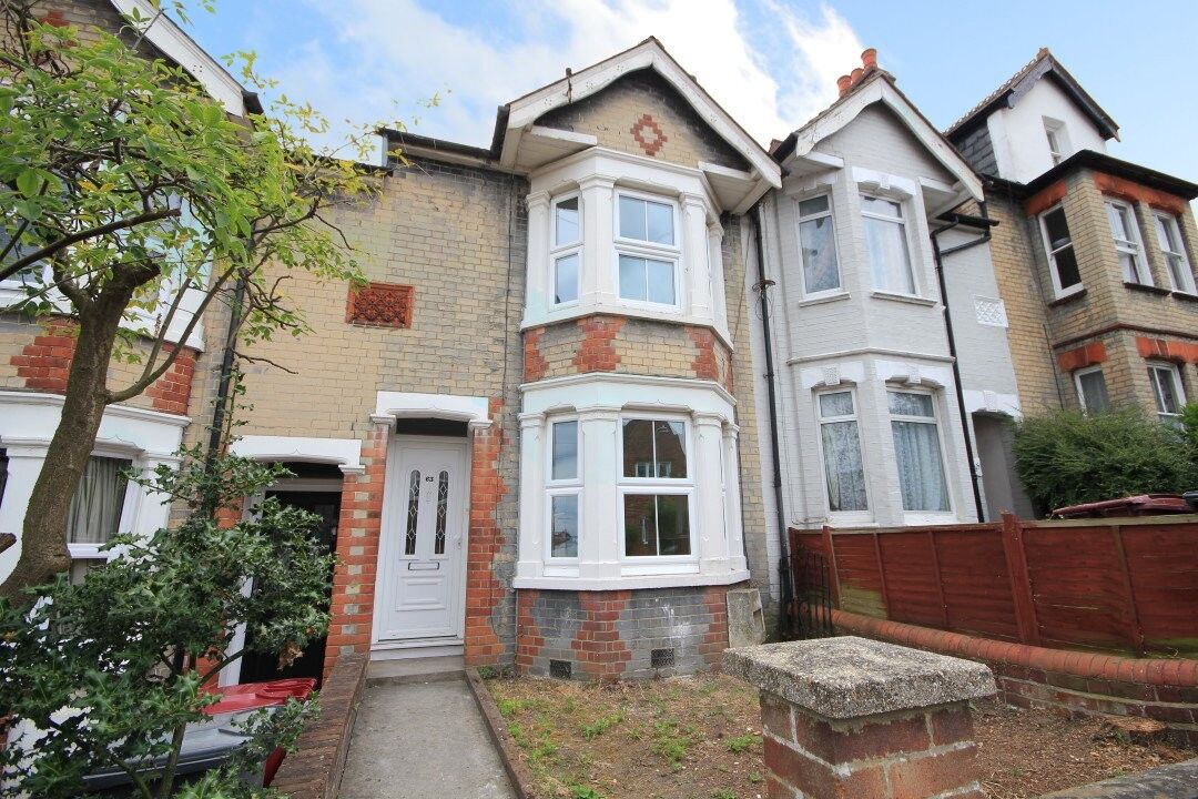 3 bedroom  house to rent, Available unfurnished from 25/09/2026 Lorne Street, Reading, RG1, main image