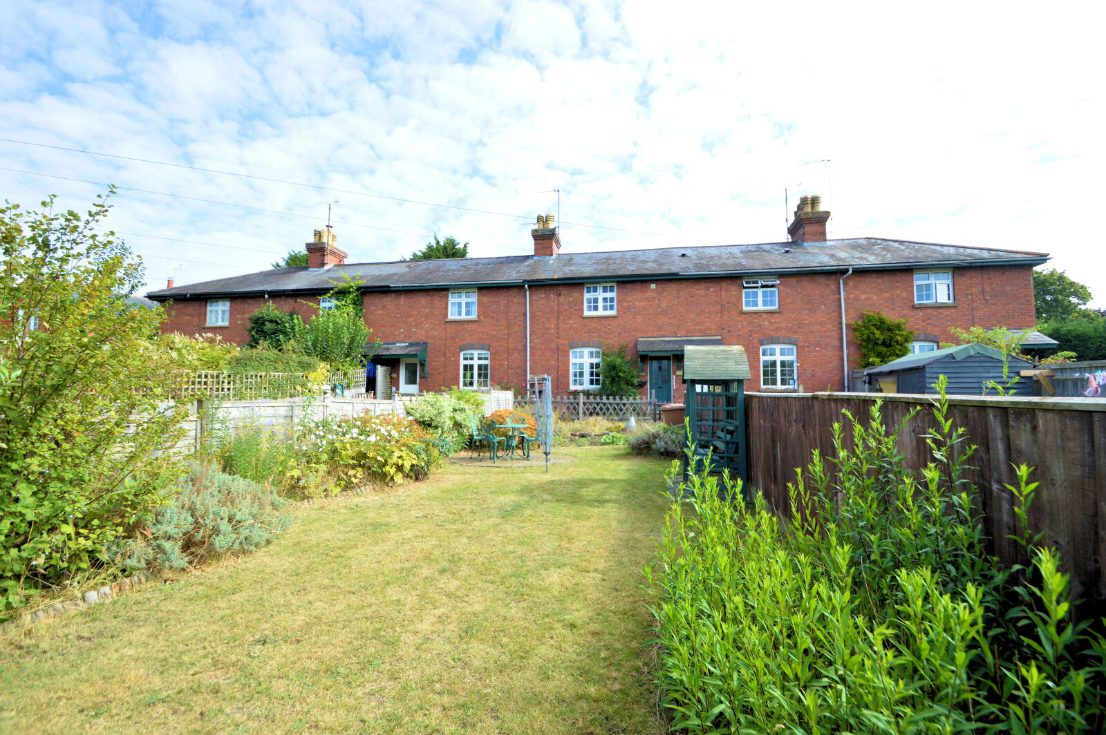 3 bedroom mid terraced house for sale Reading Road, Goring on Thames, RG8, main image