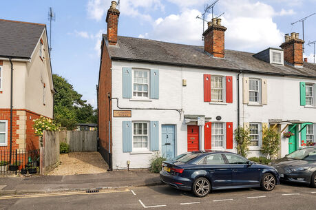 2 bedroom end terraced house for sale