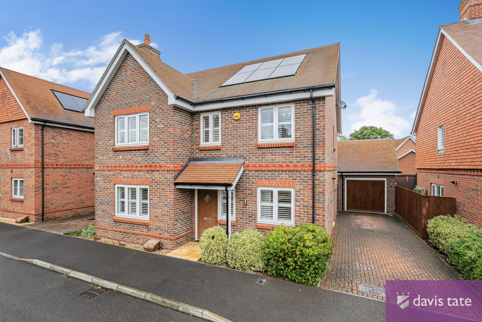 4 bedroom detached house for sale Monitor Way, Woodley, Reading, RG5, main image