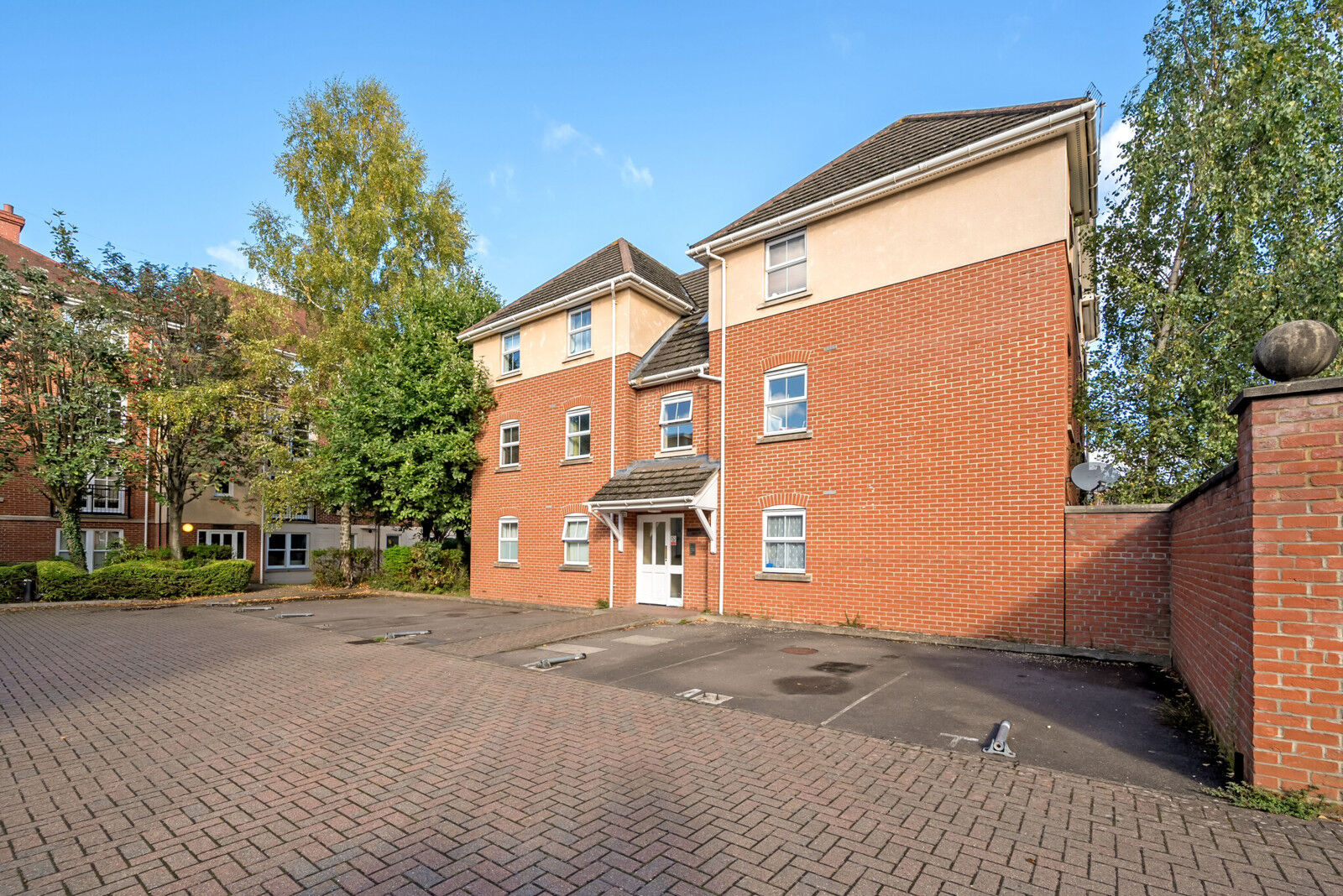 2 bedroom  flat for sale London Street, Reading, RG1, main image