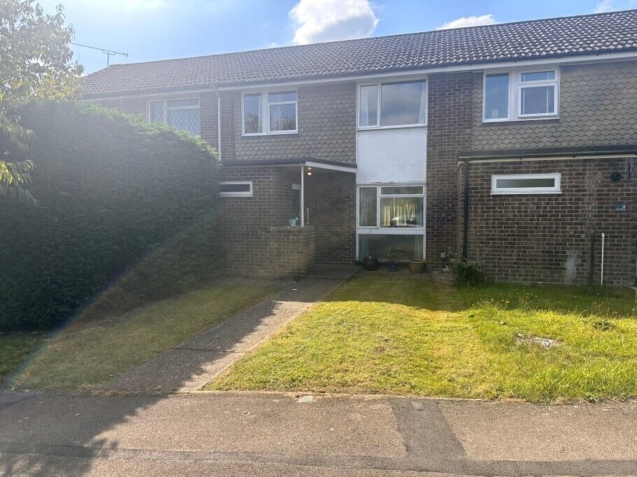 3 bedroom mid terraced house for sale Pitford Road, Woodley, Reading, RG5, main image