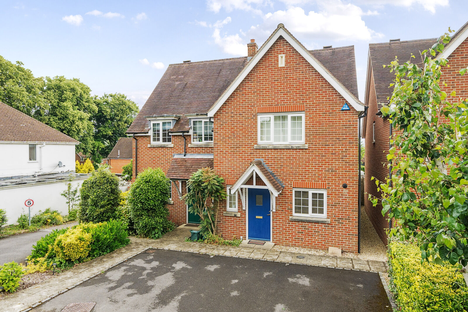 3 bedroom semi detached house for sale Ross Court, The Avenue, Kennington, OX1, main image