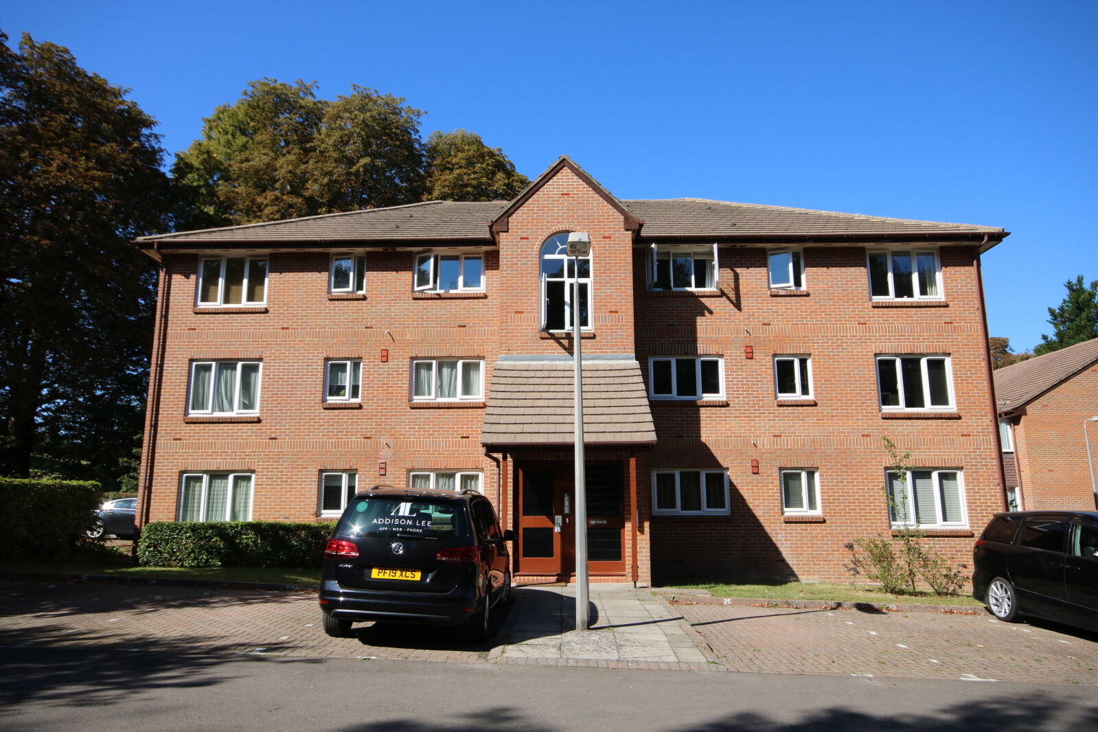 1 bedroom  flat to rent, Available unfurnished from 18/10/2024 Tilebarn Close, Henley-on-Thames, RG9, main image