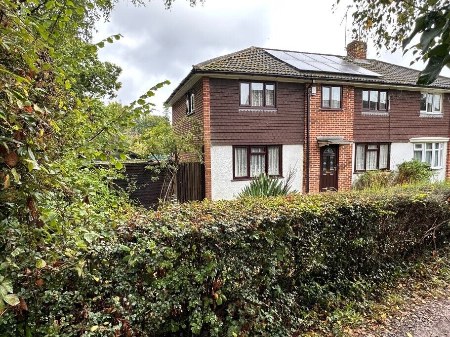 4 bedroom semi detached house for sale Burgess Close, Woodley, Reading, RG5, main image