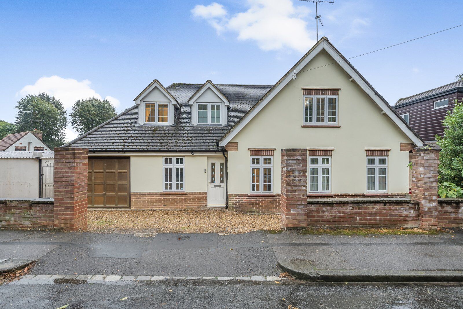 5 bedroom detached house for sale Upavon Drive, Reading, RG1, main image