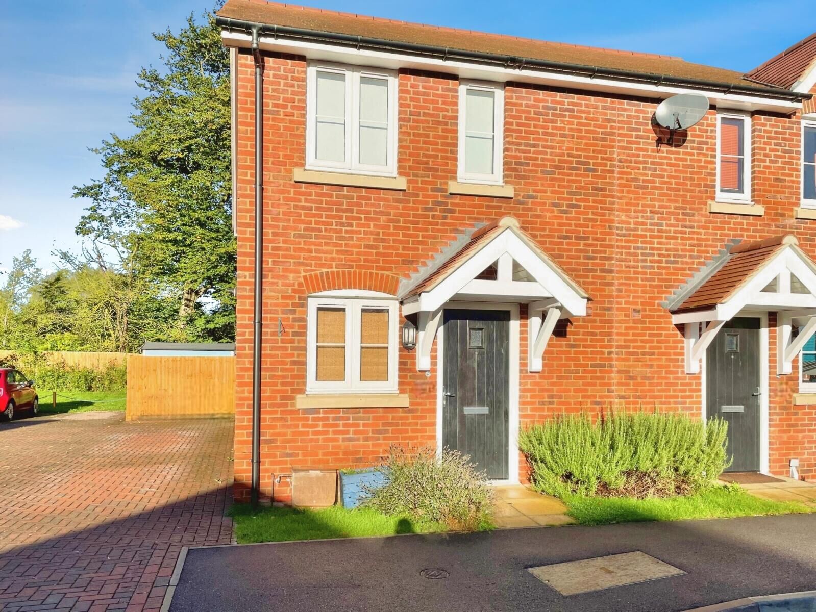 2 bedroom semi detached house for sale Whitfield Gardens, East Hanney, Wantage, OX12, main image