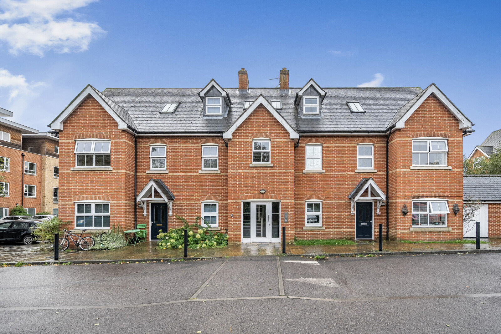 2 bedroom  flat for sale Quebec Road, Henley-on-Thames, RG9, main image