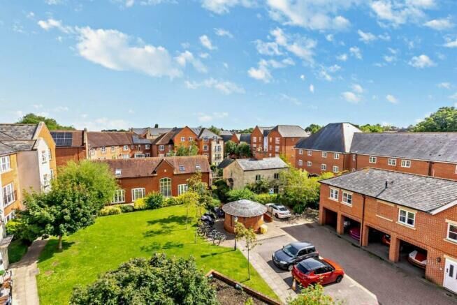 2 bedroom  flat for sale Mill Street, Wantage, OX12, main image