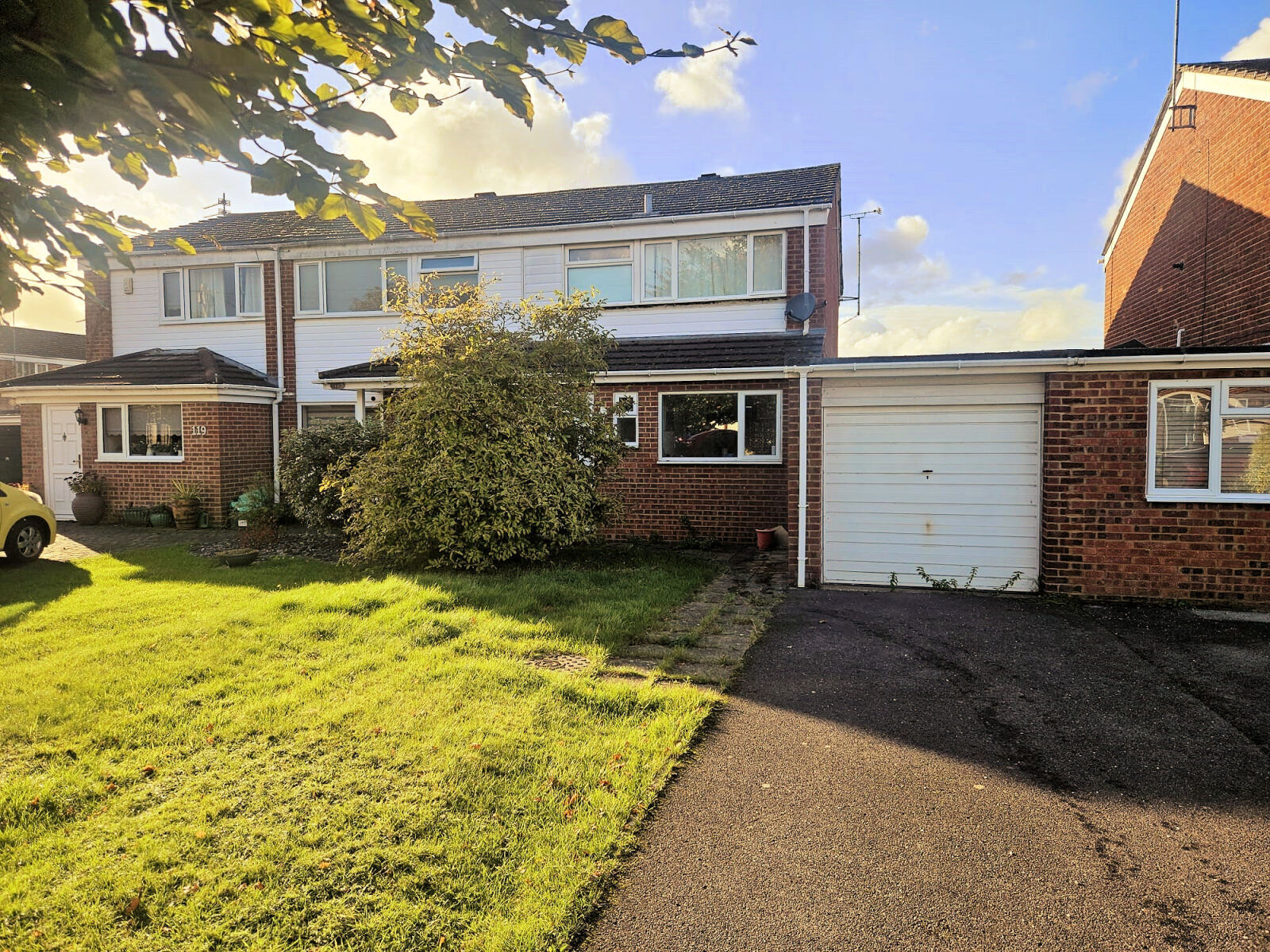 3 bedroom semi detached house for sale Kennedy Drive, Pangbourne, Reading, RG8, main image