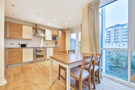 2 bedroom  flat for sale