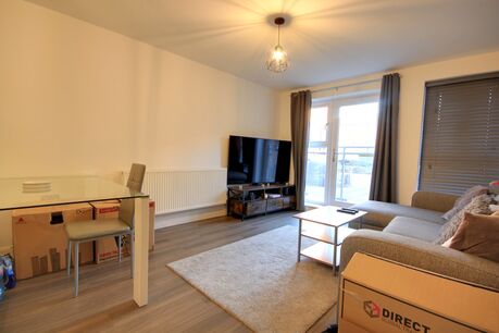 2 bedroom  flat to rent, Available furnished from 30/11/2024