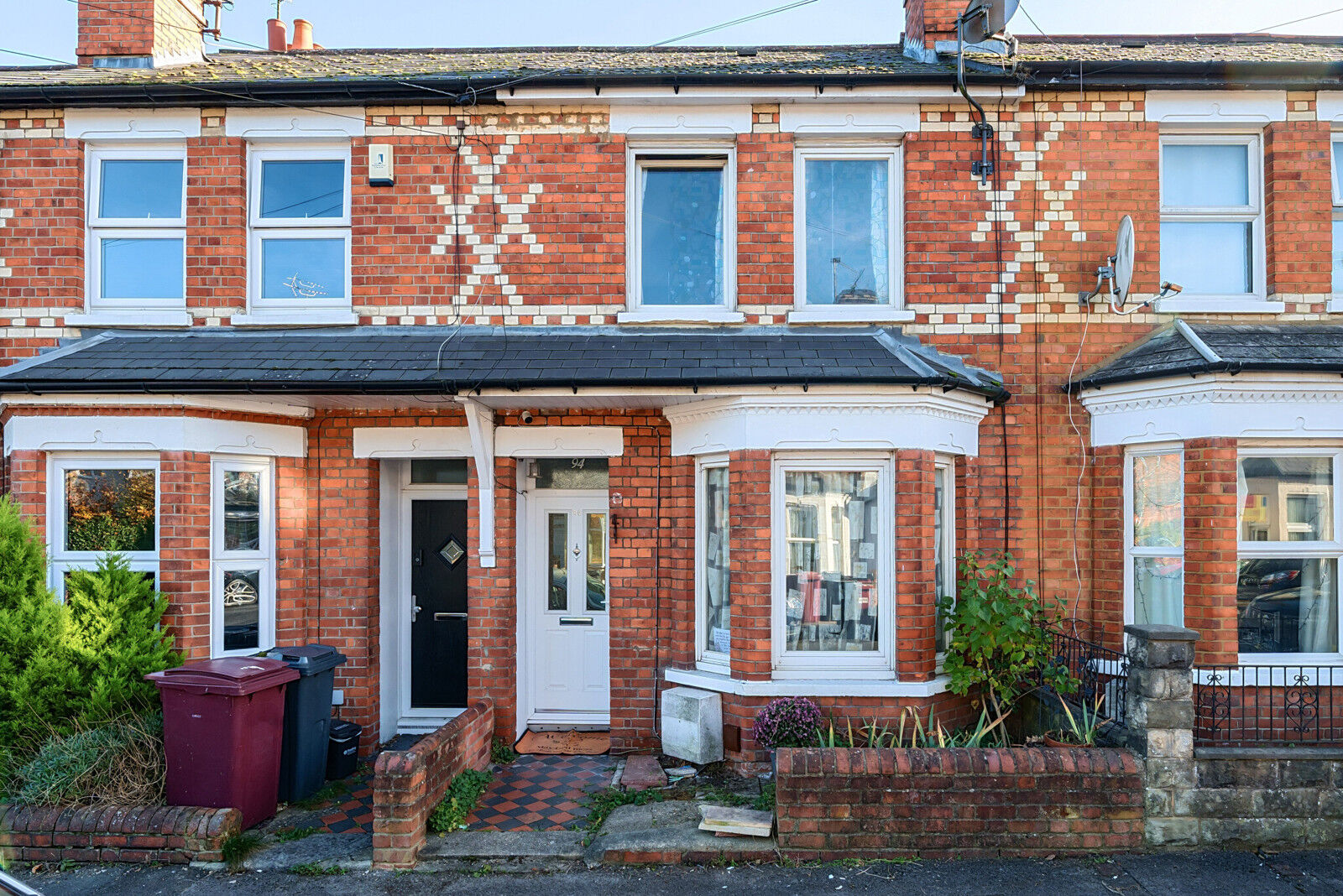 3 bedroom mid terraced house for sale Salisbury Road, Reading, RG30, main image