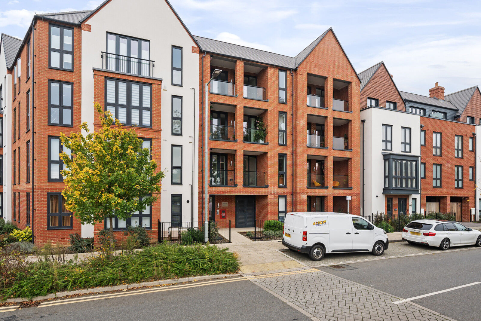 1 bedroom  flat for sale Field Court, Wokingham, RG40, main image