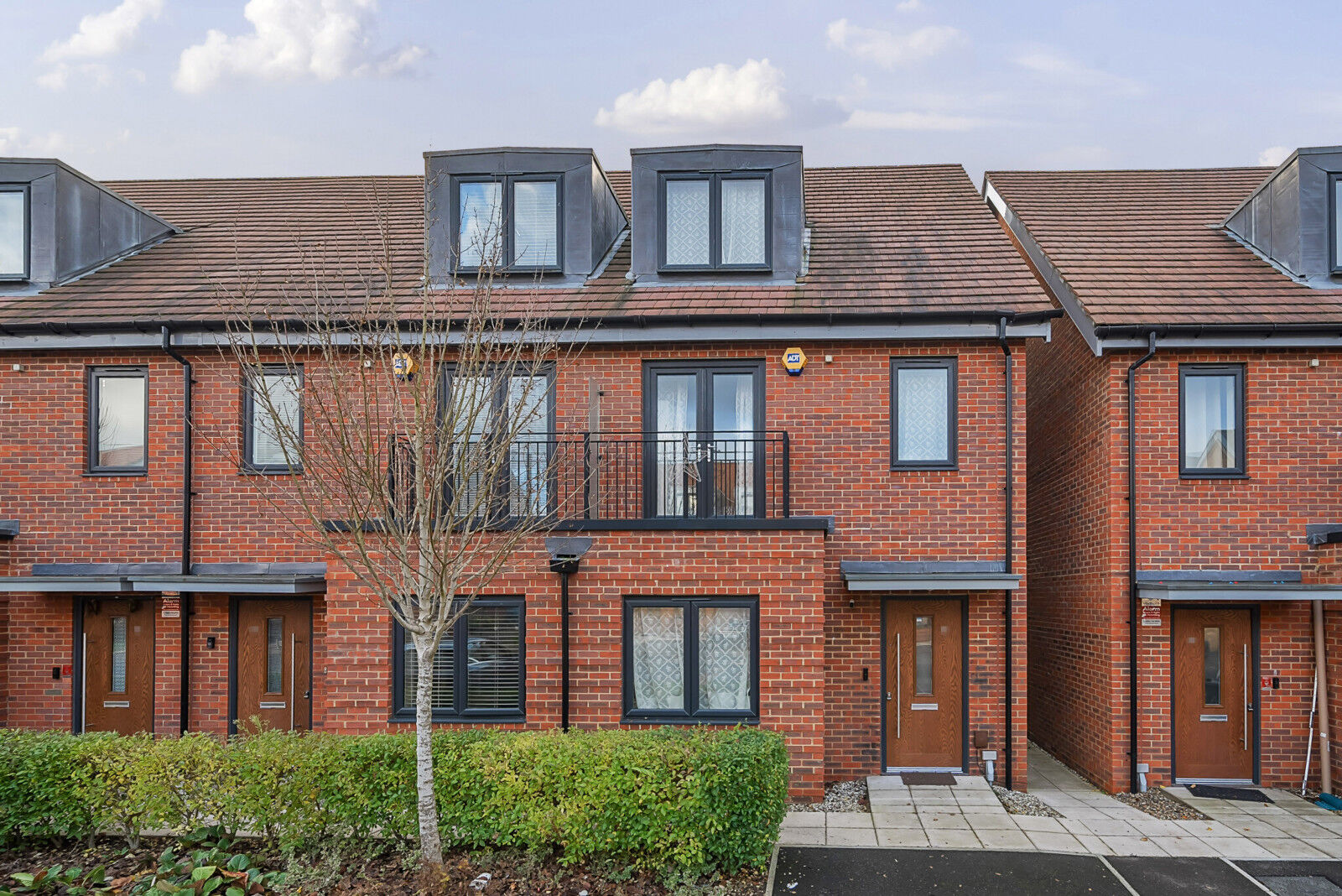 3 bedroom end terraced house for sale Tidman Road, Reading, RG2, main image