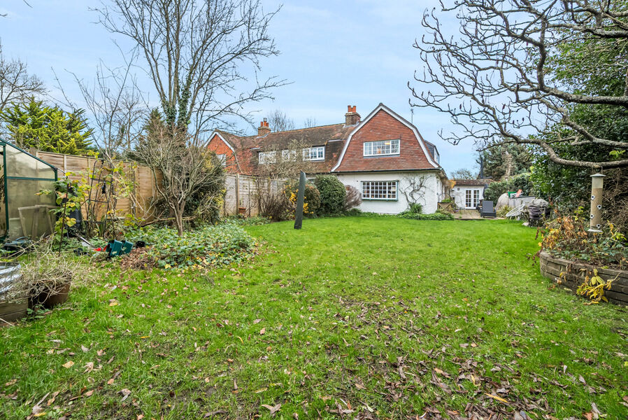 3 bedroom end terraced house for sale