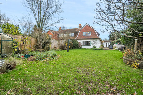 3 bedroom end terraced house for sale