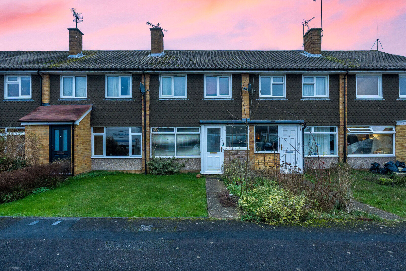 3 bedroom mid terraced house for sale Park Close, Sonning Common, Reading, RG4, main image