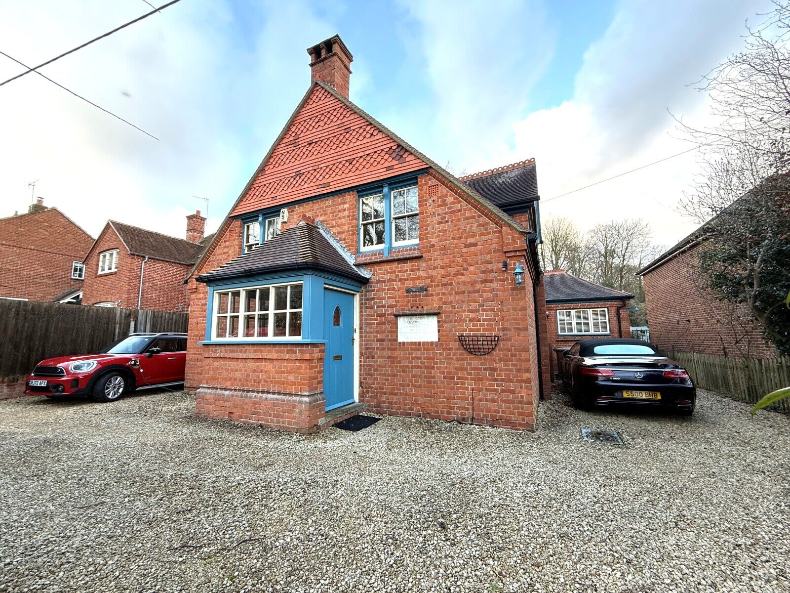 2 bedroom detached house to rent, Available part-furnished from 01/02/2025 Rokeby Drive, Tokers Green, RG4, main image