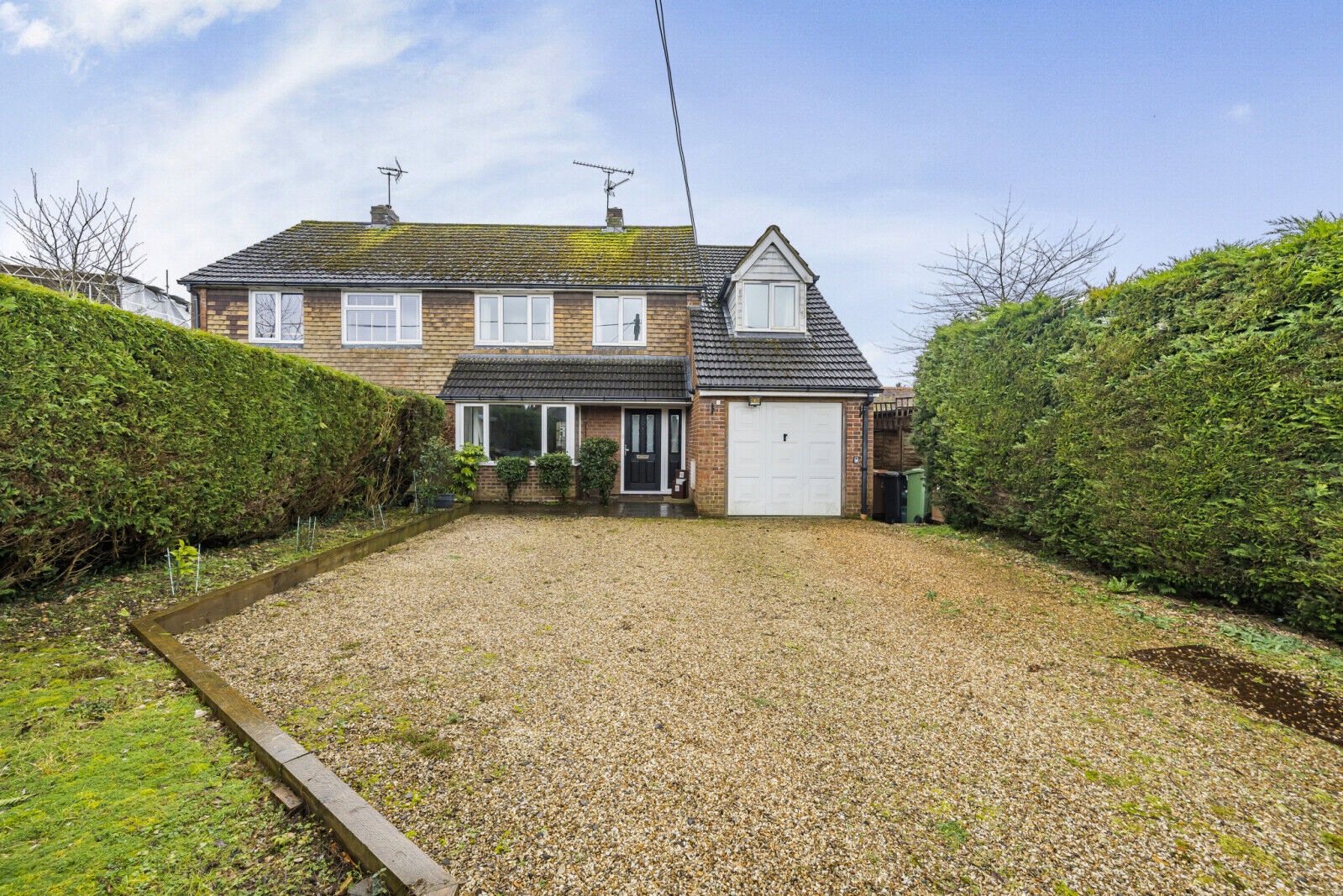 4 bedroom semi detached house for sale Bridle Path, Woodcote, Reading, RG8, main image