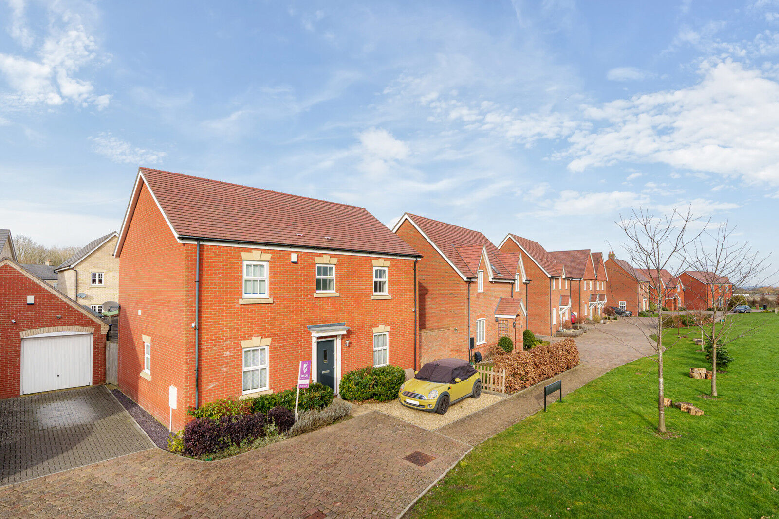 4 bedroom detached house for sale Badgers Drive, Wantage, OX12, main image