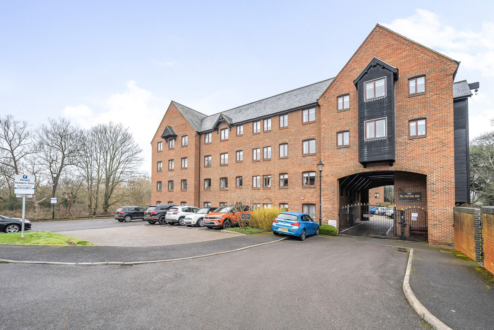 2 bedroom  flat for sale Old Silk Mill, Silk Lane, Twyford, RG10, main image