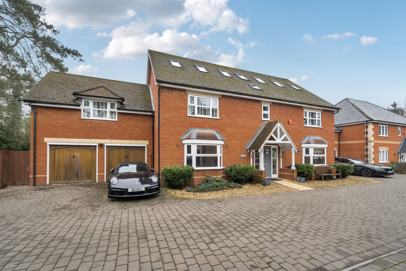 6 bedroom detached house for sale Hollybush Lane, Burghfield Common, RG7, main image