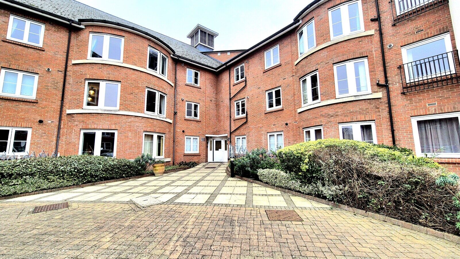 2 bedroom  flat to rent, Available unfurnished from 18/04/2025 Quakers Court, Abingdon-on-Thames, OX14, main image