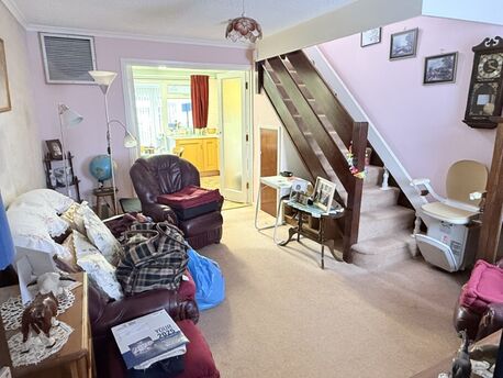 2 bedroom mid terraced house for sale