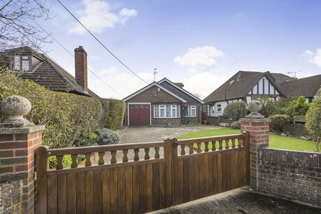 3 bedroom detached bungalow for sale