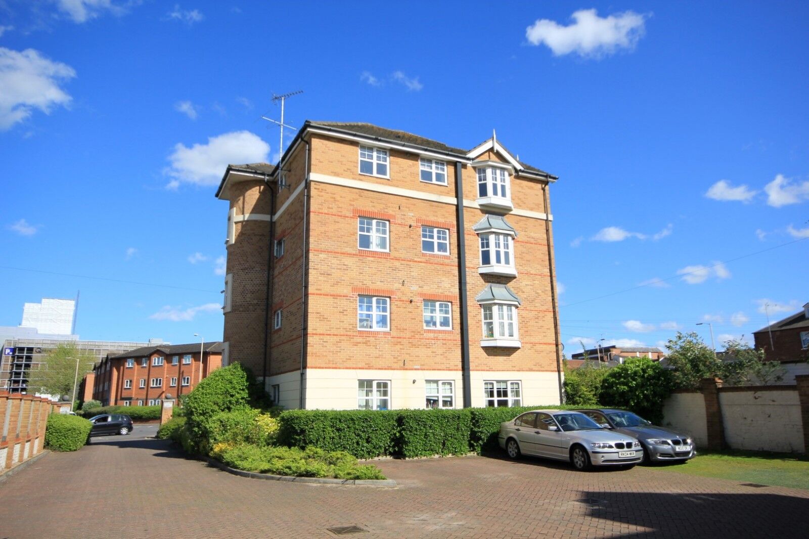2 bedroom  flat to rent, Available from 07/07/2024 Bishops Court, Bedford Road, RG1, main image