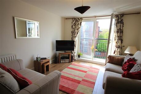 2 bedroom  flat to rent, Available unfurnished from 28/10/2024