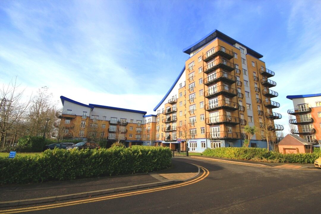 2 bedroom  flat to rent, Available furnished from 29/10/2025 Luscinia View, Napier Road, Reading, RG1, main image